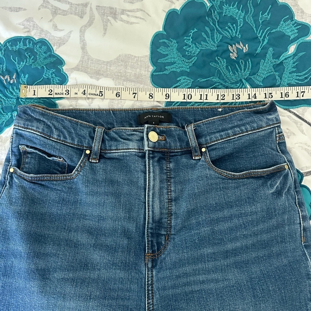 Ann Taylor Flare Jeans Women’s 8 Blue High Rise Pants - Picture 4 of 8